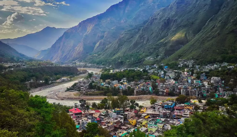 Pantnagar Airport to Dharchula Taxi Service